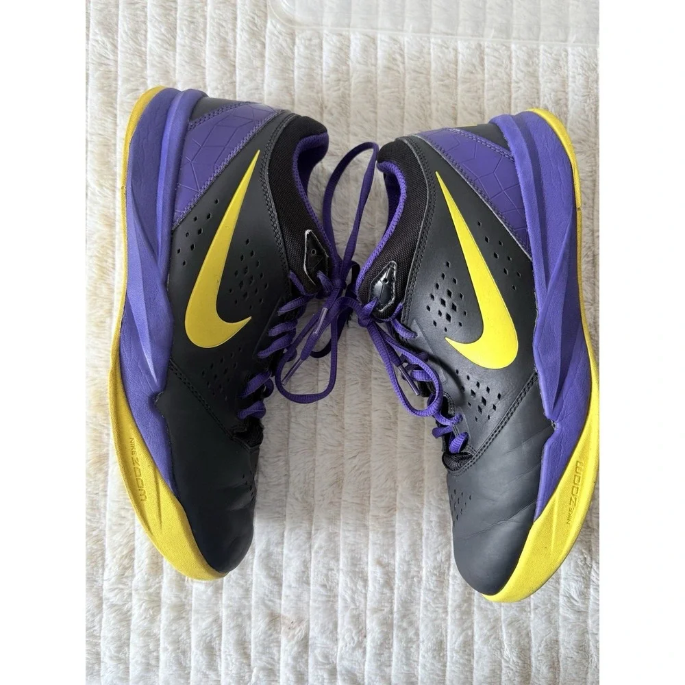 Nike Zoom Attero Mens Size 8.5 Purple/Black/Yellow With Purple Laces Great Shape